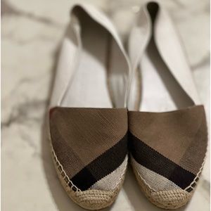 BURBERRY ESPADRILLES SIZE 37